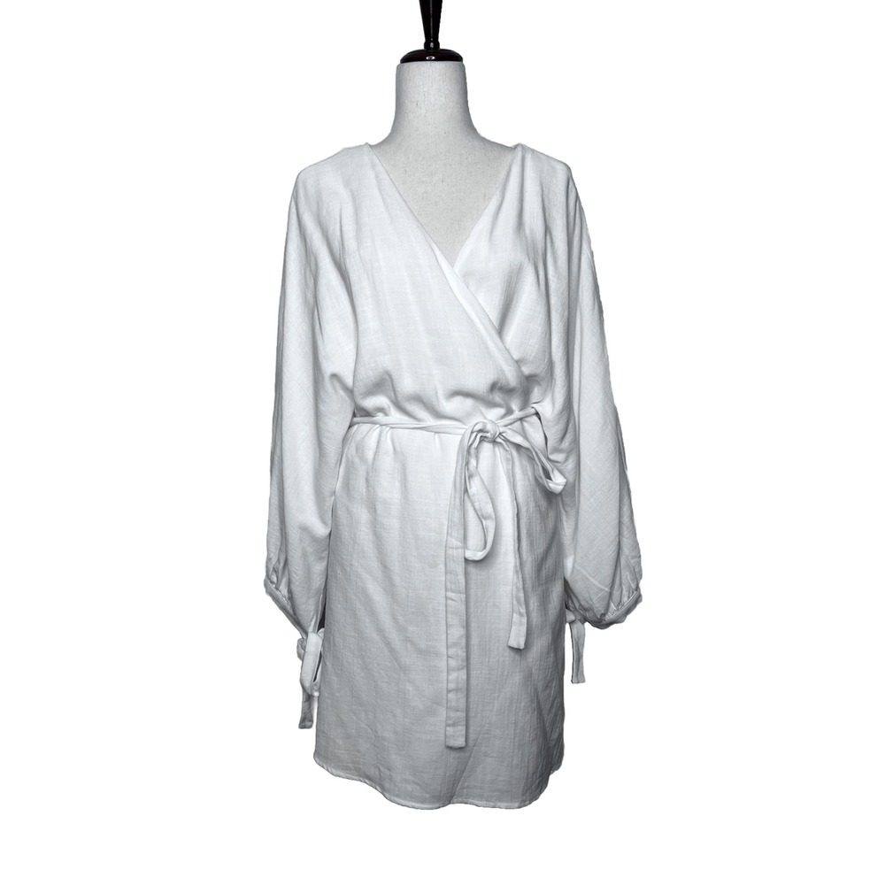 Girl And The Sun Kazela Wrap Dress Size Medium White Tie Balloon Sleeve NEW